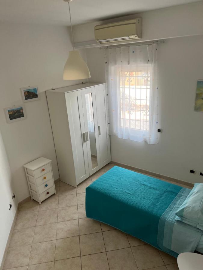 Ferienwohnung Attico Con Terrazza In Via Dei Traghetti Lido di Ostia Exterior foto