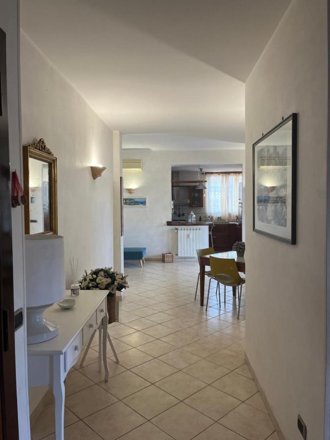 Ferienwohnung Attico Con Terrazza In Via Dei Traghetti Lido di Ostia Exterior foto
