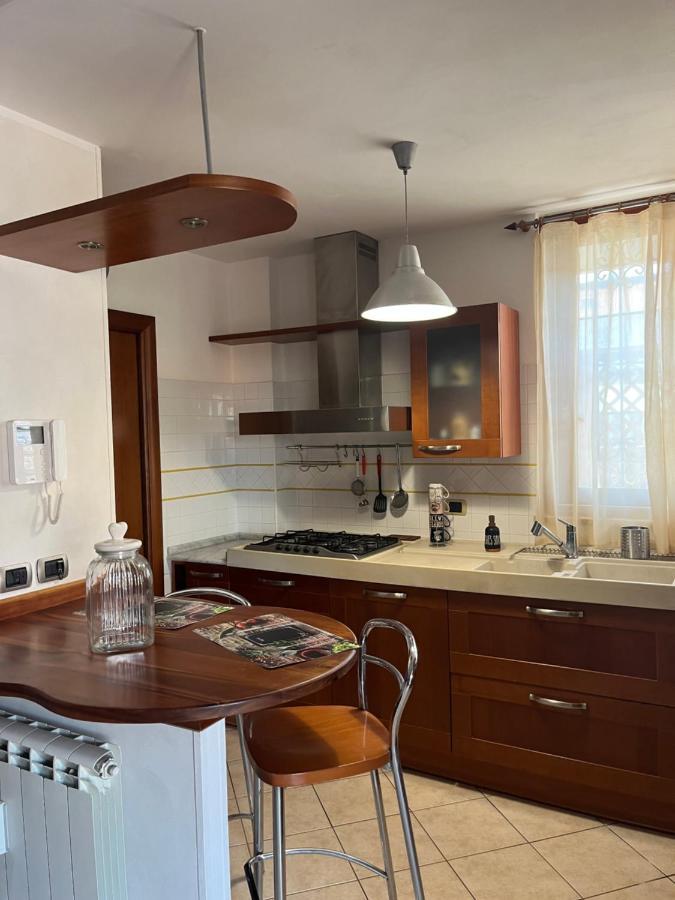 Ferienwohnung Attico Con Terrazza In Via Dei Traghetti Lido di Ostia Exterior foto