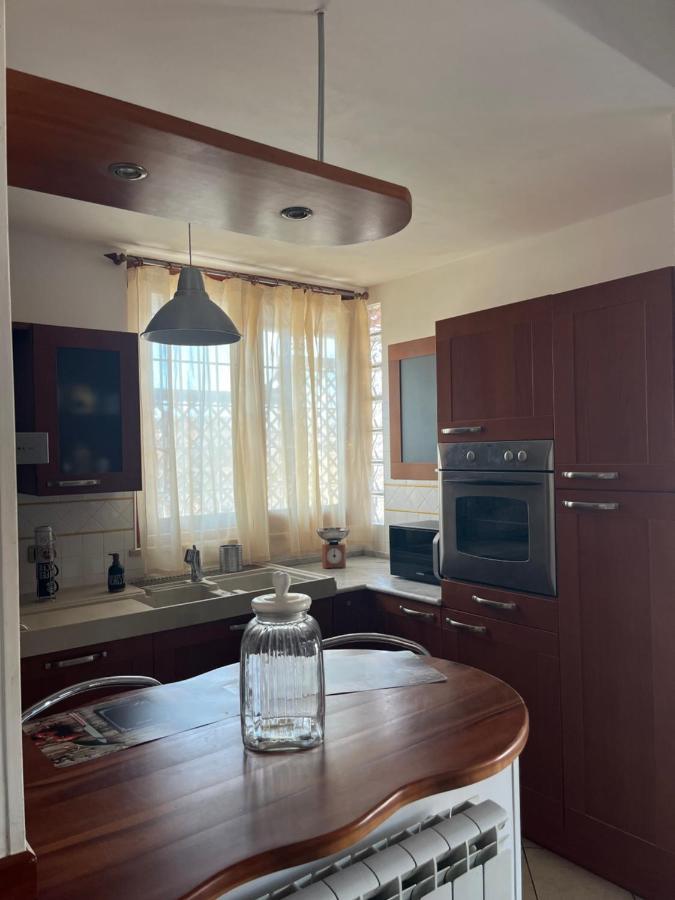 Ferienwohnung Attico Con Terrazza In Via Dei Traghetti Lido di Ostia Exterior foto